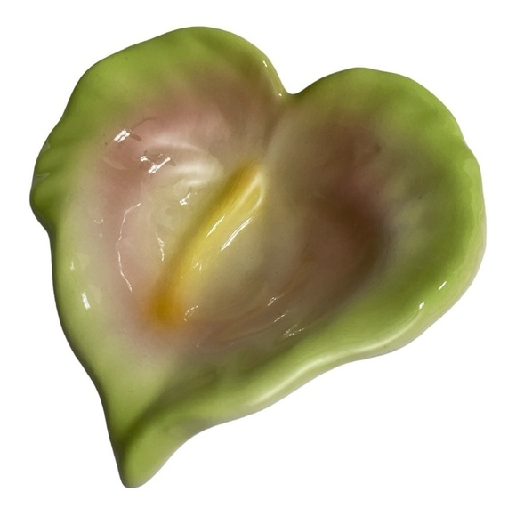 VTG Honolulu Clay Works
Calla Lily Flower Jewelry Tray Hawaii Vanity 5"x5.5" - Picture 2 of 11